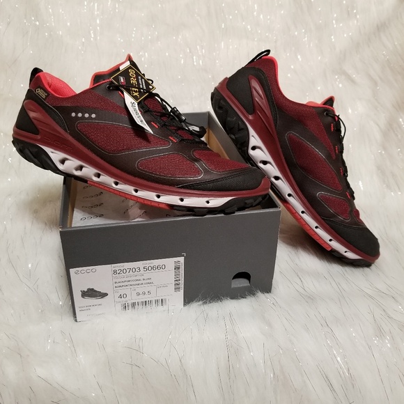 ecco biom venture gtx mens gold